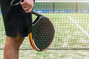 Onderhoud en verzorging van uw padelracket